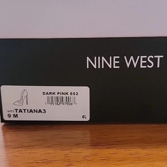 Nine West Tatiana Pointy Pumps - Picture 3 of 6